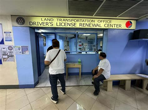 LTO Araneta Square Mall Driver’s License Renewal Office and .
